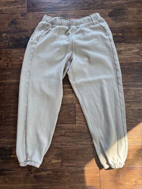 Lululemon Scuba Mid-rise Oversized Jogger